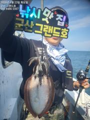 23일, 대포알 대물 갑오징어~싸이즈 좋아요~실시간~오늘도 야간 갑오징어 갑니다~군산 그랜드호 사진
