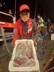 완도더킹호 18일 한치 철수조황 입니다 사진